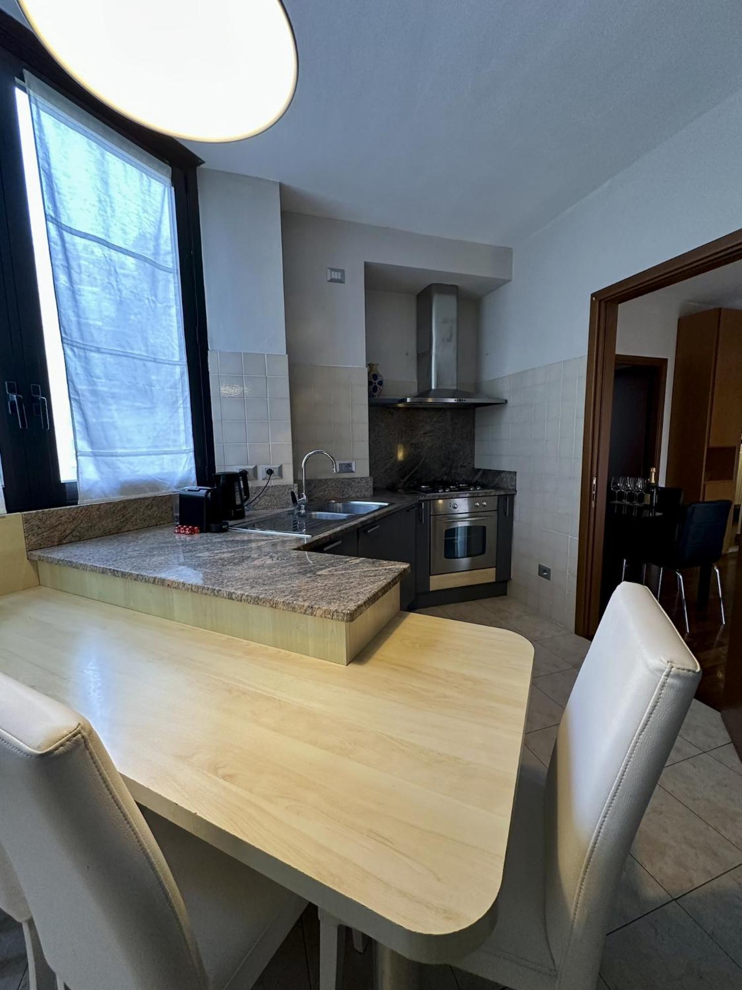King Apartment Milano Bocconi Kültér fotó