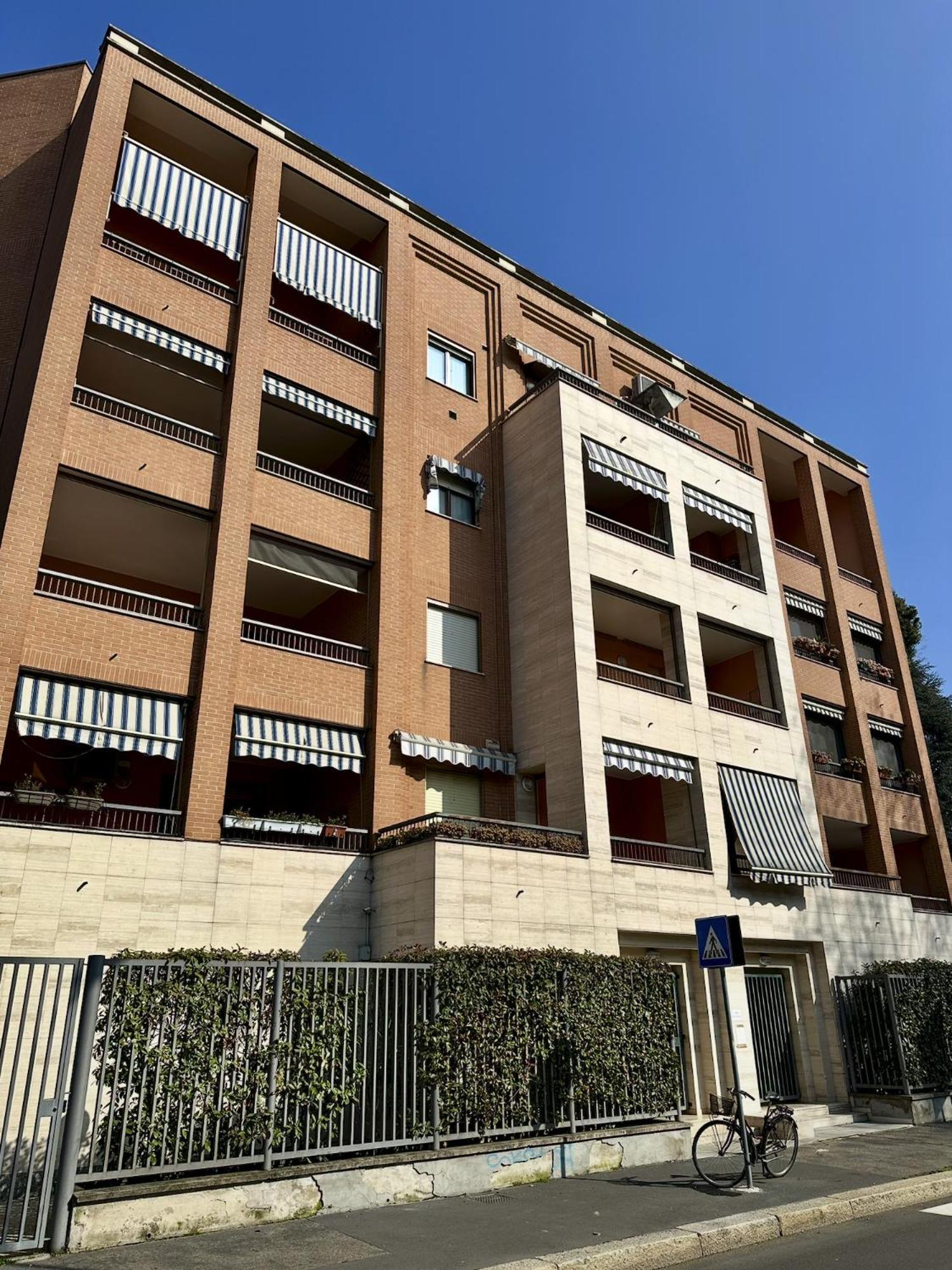 King Apartment Milano Bocconi Kültér fotó