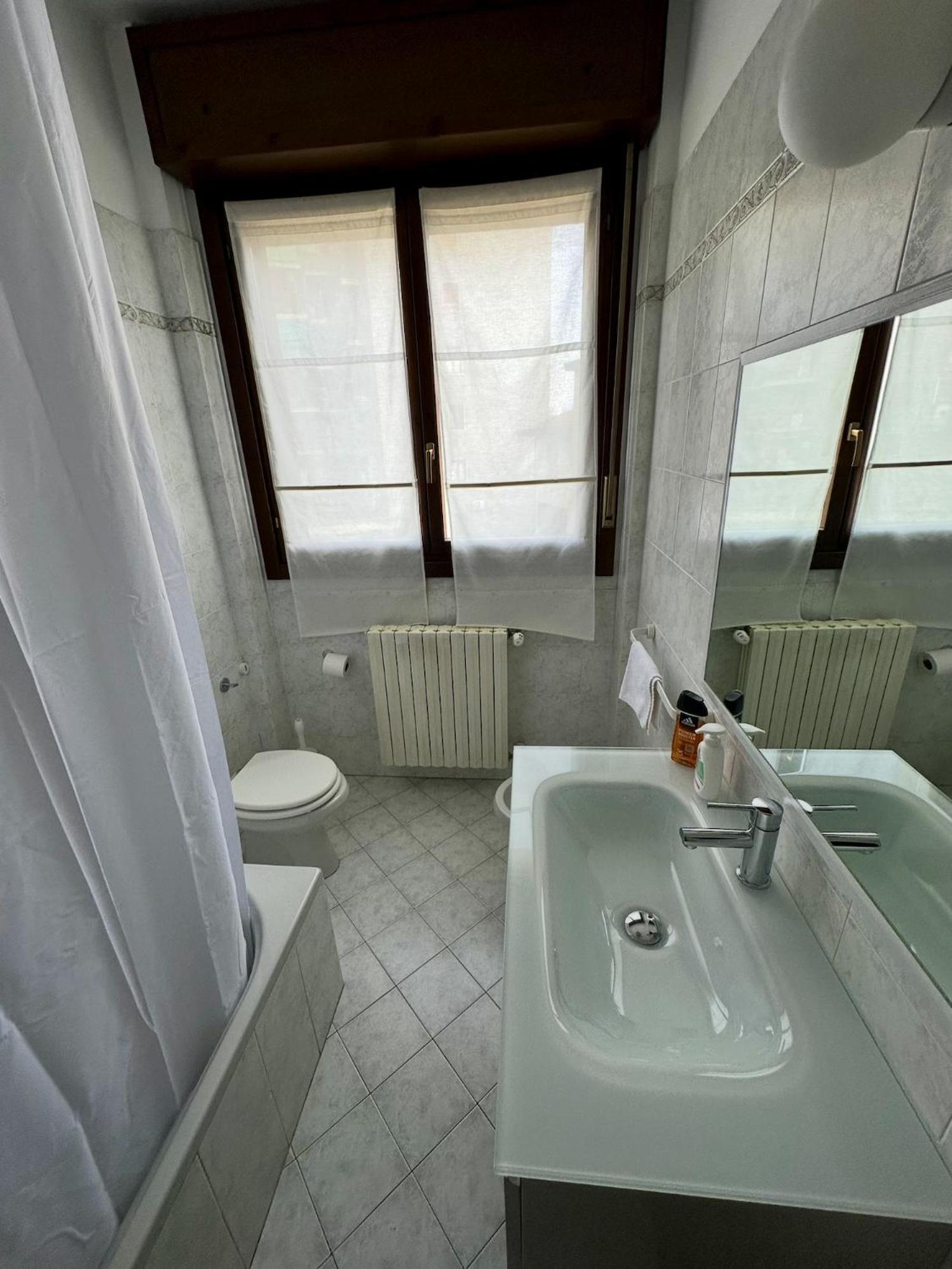 King Apartment Milano Bocconi Kültér fotó